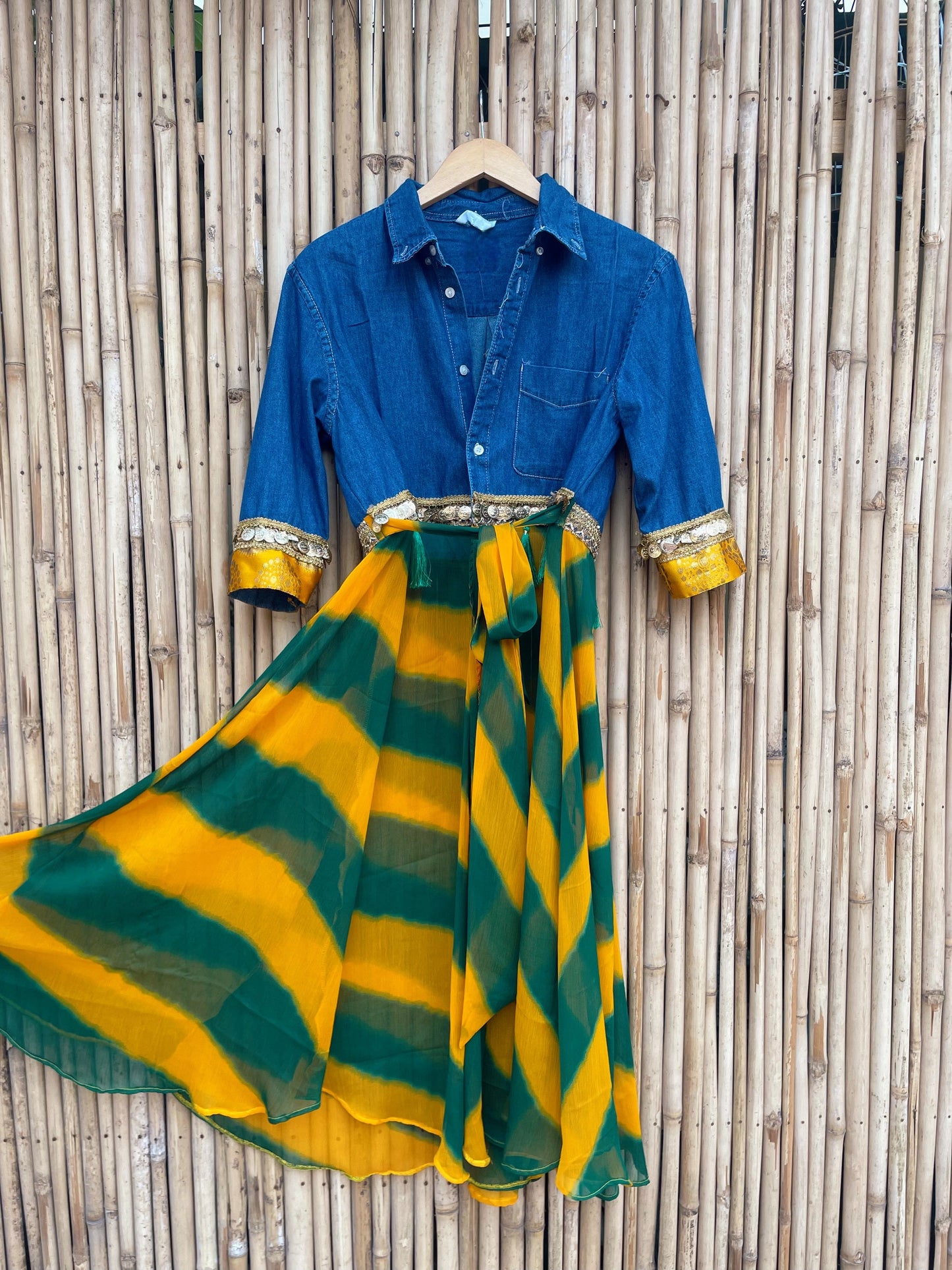 Denim & leheriya shrug ( green yellow)