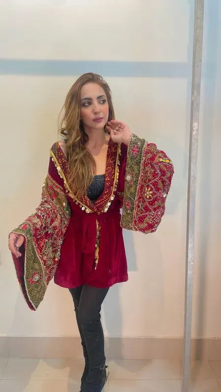 Velvet handembellished kimono with belt